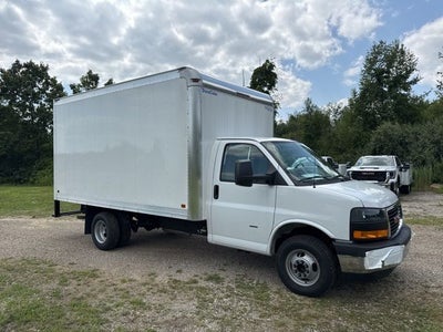 2025 GMC Savana 3500 Work Van