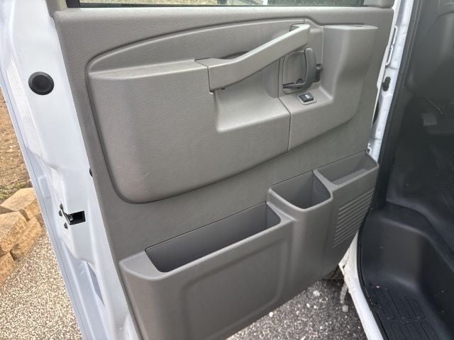 2025 GMC Savana Cutaway 4500 4500 Van