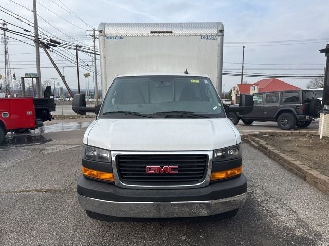 2025 GMC Savana Cutaway 4500 4500 Van