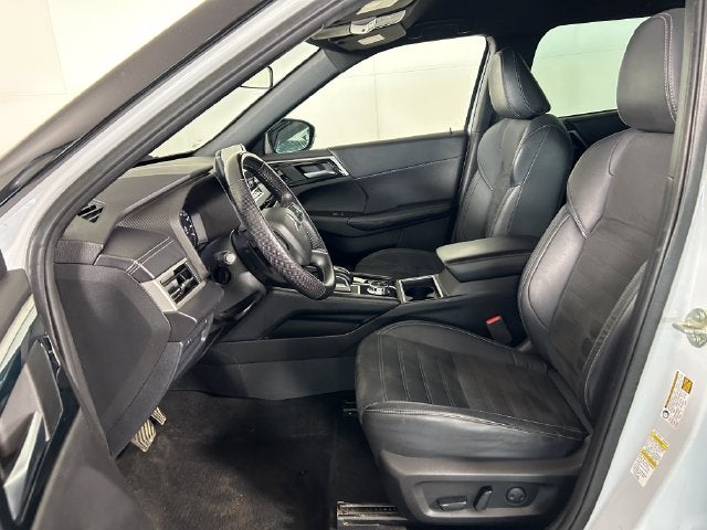 2023 Mitsubishi Outlander SE Black Edition