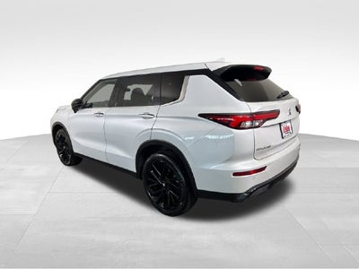 2023 Mitsubishi Outlander SE Black Edition