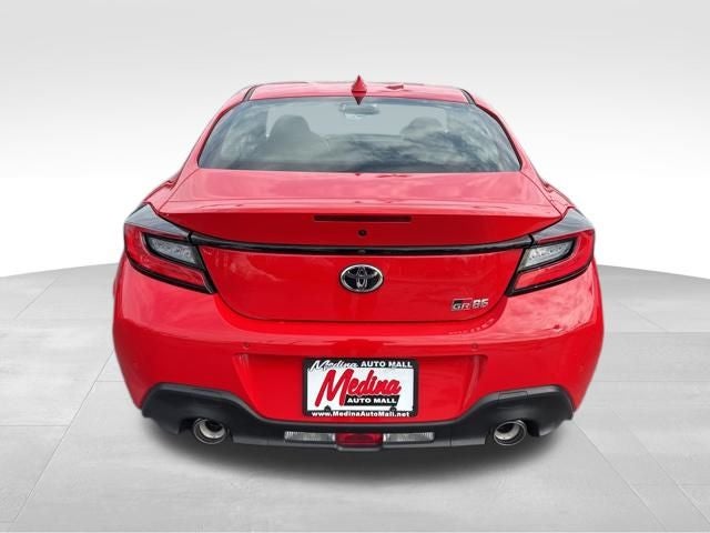 2022 Toyota GR86 .
