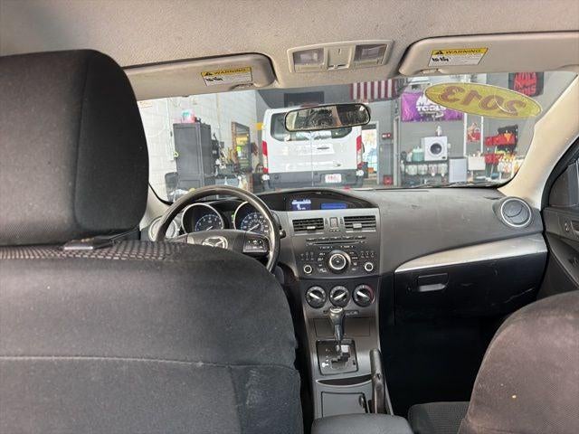 2013 Mazda Mazda3 i Sport