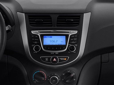 2013 Hyundai Accent SE