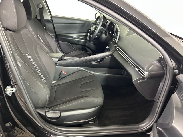 2022 Hyundai Elantra Hybrid Blue