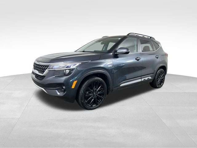 2022 Kia Seltos Nightfall