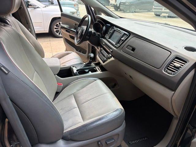 2017 Kia Sedona SX