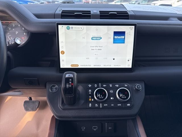 2023 Land Rover Defender 130 X-Dynamic SE
