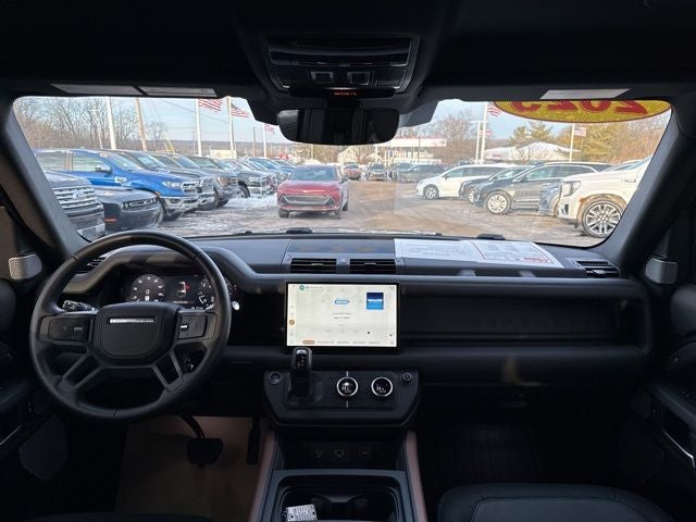 2023 Land Rover Defender 130 X-Dynamic SE