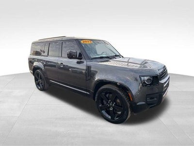 2023 Land Rover Defender 130 X-Dynamic SE