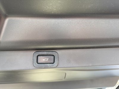 2023 Land Rover Range Rover SE LWB