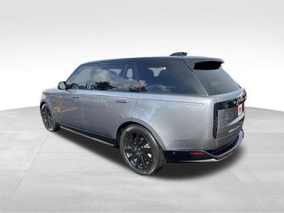 2023 Land Rover Range Rover SE LWB