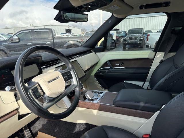 2023 Land Rover Range Rover SE LWB