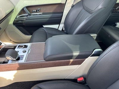 2023 Land Rover Range Rover SE LWB