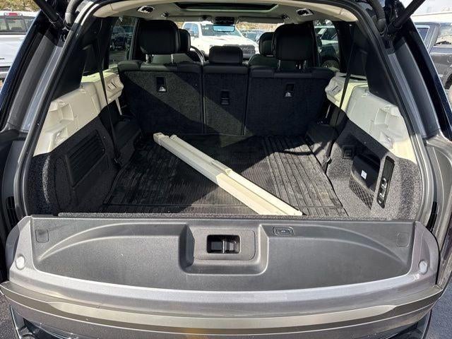 2023 Land Rover Range Rover SE LWB