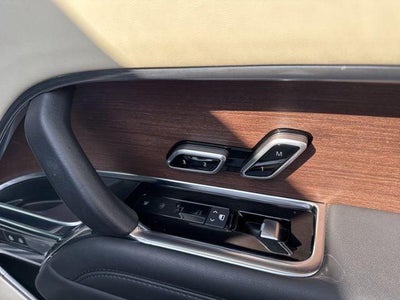 2023 Land Rover Range Rover SE LWB