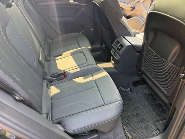 2024 Audi Q5 45 S line Premium quattro