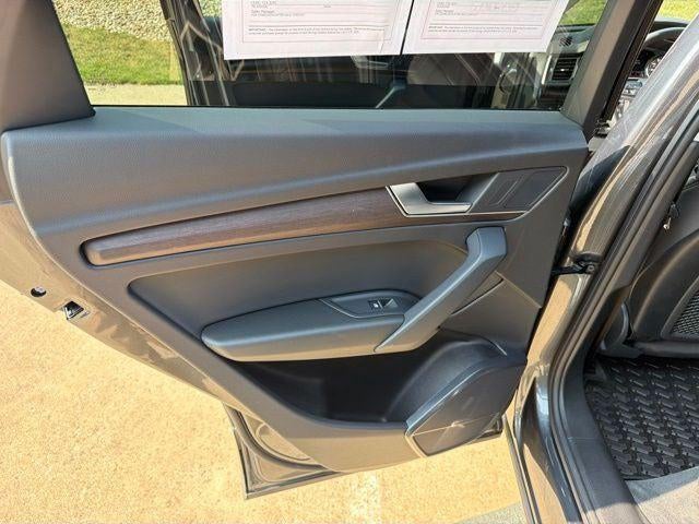 2024 Audi Q5 45 S line Premium quattro