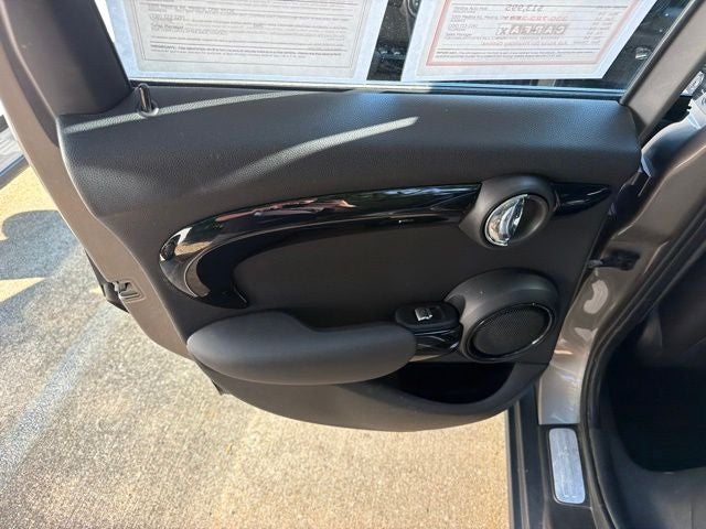 2019 MINI Cooper S Signature