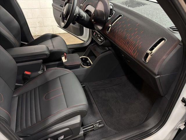 2025 MINI John Cooper Works Countryman Iconic