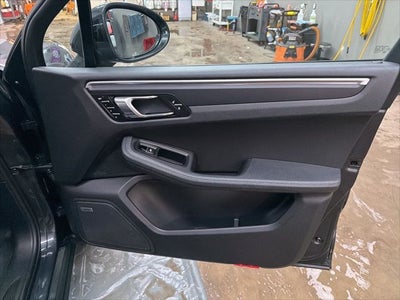 2018 Porsche Macan Sport Edition