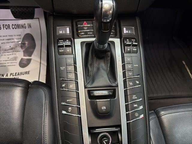 2018 Porsche Macan Sport Edition