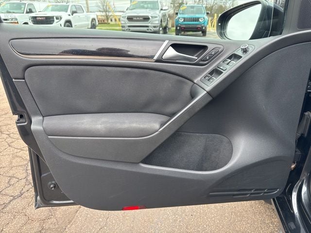 2012 Volkswagen Golf GTI Base