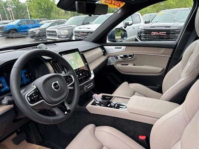 2025 Volvo XC90 B6 Ultra 2025.5