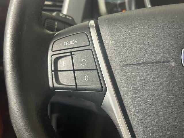 2016 Volvo XC60 T6 Drive-E