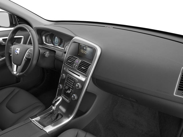 2016 Volvo XC60 T6 Platinum