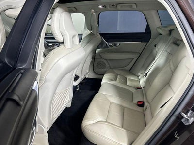 2017 Volvo V90 Cross Country T6 AWD