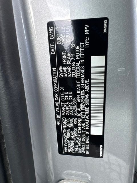2017 Volvo XC90 T6 Momentum