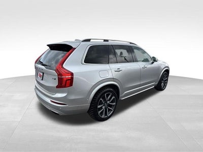 2017 Volvo XC90 T6 Momentum