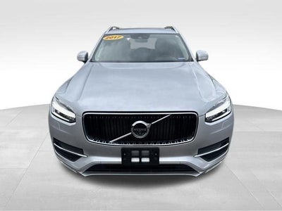 2017 Volvo XC90 T6 Momentum