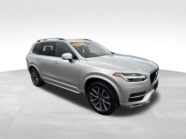 2017 Volvo XC90 T6 Momentum