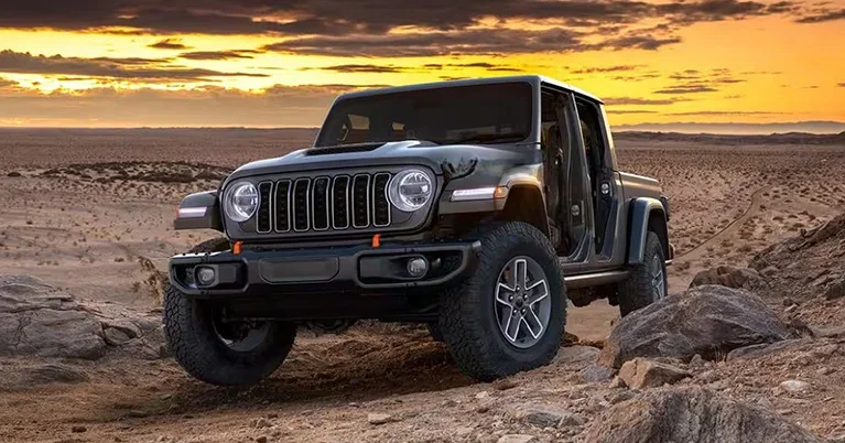 jeep-Gladiator-interior
